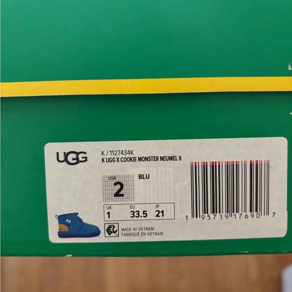 UGG X SESAME STREET Elmo Cookie Monster Blue Little Kids Boots 1-3Y - Picture 7 of 8